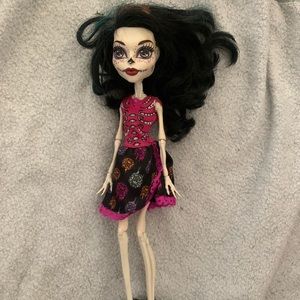 Skullita monster high doll